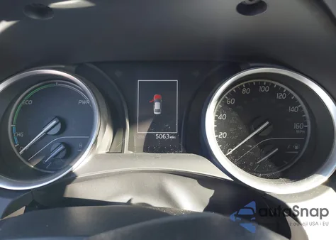 2021 Toyota Camry Le Hybrid z USA, uszkodzony, nr VIN 4T1C31AK1MU553678